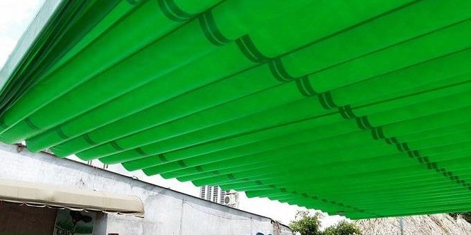 BẠT CHE NẮNG MƯA TỰ CUỐN CHO BAN CÔNG
