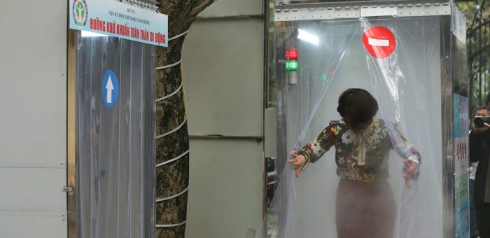 Bạt Nhựa PVC Làm Buồng Khử Khuẩn Chống Virus Corona